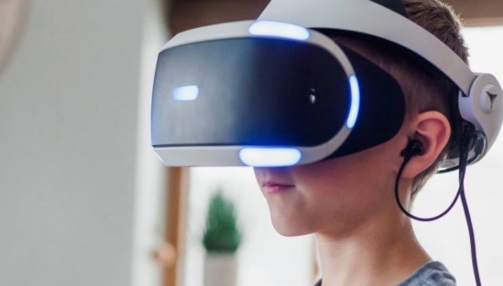 وحدة تحكم Xbox بحالة جيدة لاسلكية